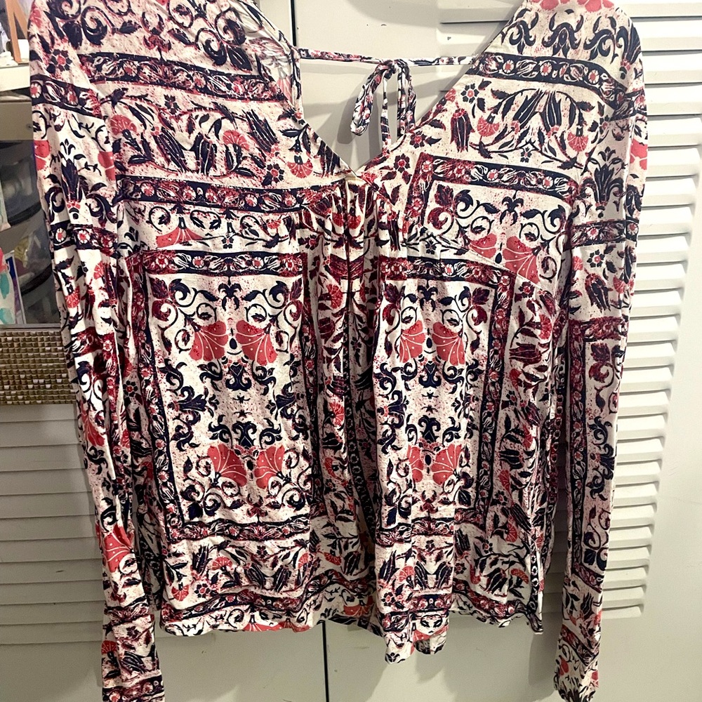Long sleeve blouse